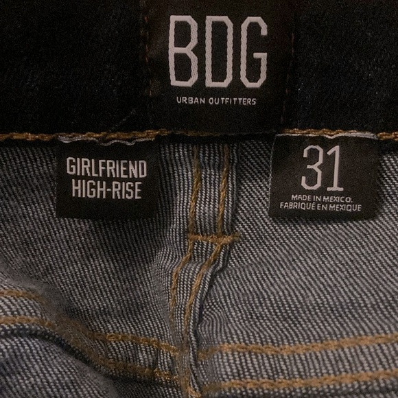 NWOT BDG Girlfriend High-Rise jeans, sz 31 - Picture 3 of 3
